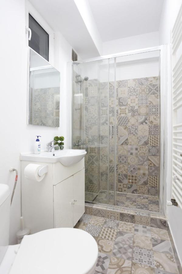 2 Bedroom Apartment With Amazing View In City Center Bükreş Dış mekan fotoğraf